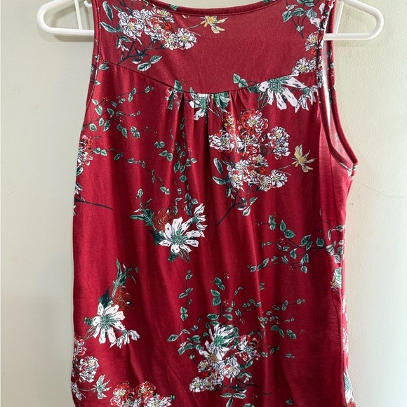 Vibrant Red Floral Tank Top with Ruched Neckline - Picture 3 of 4